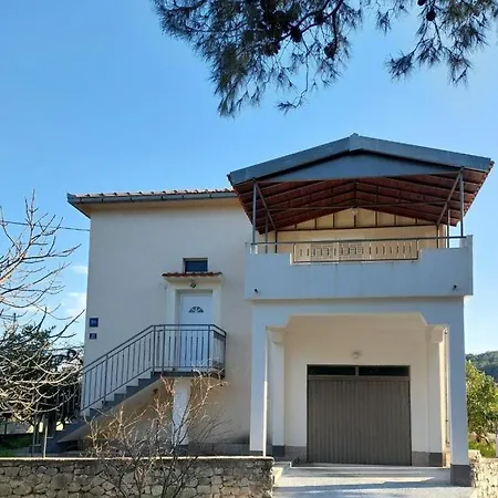Lejlighed In Okrug Donji With Sea View, Terrace, Air Conditioning, Wifi 5136-1 Donji Okrug (Ciovo)